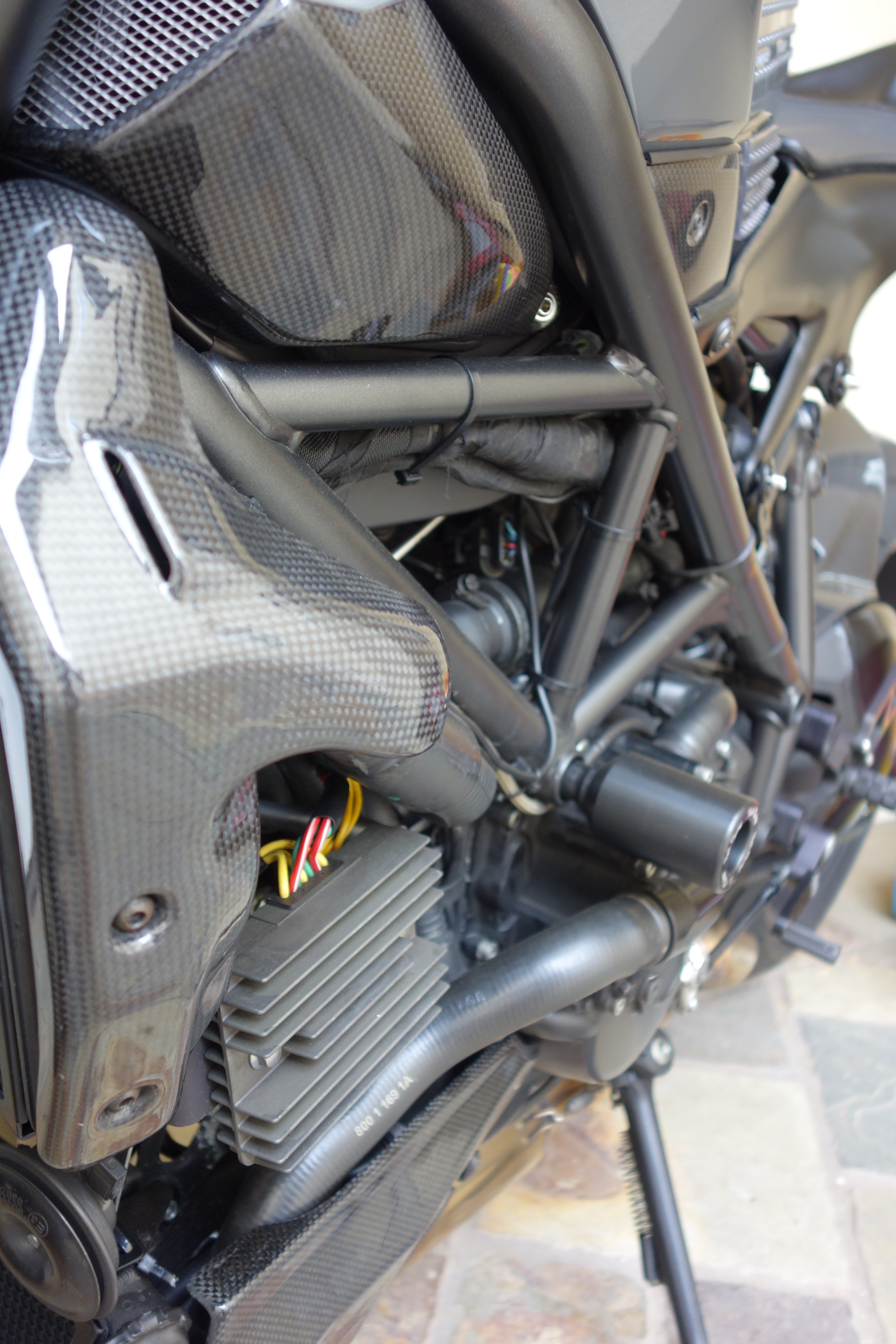 2010 Ducati Streetfighter photo 20